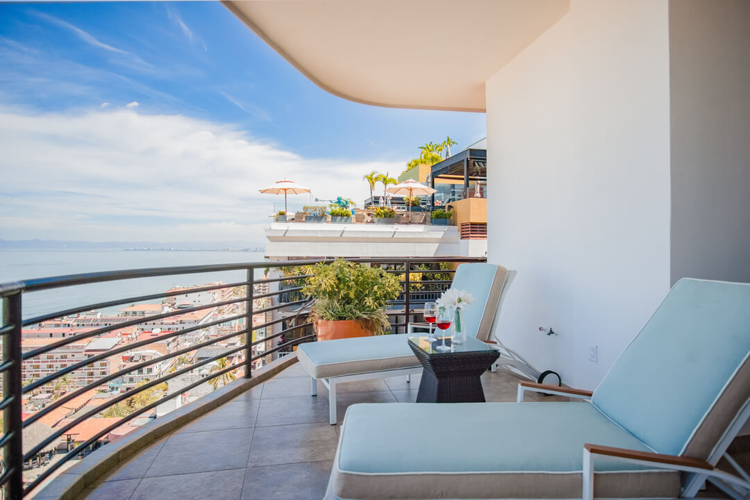 1brm_ocean_front_corner_3