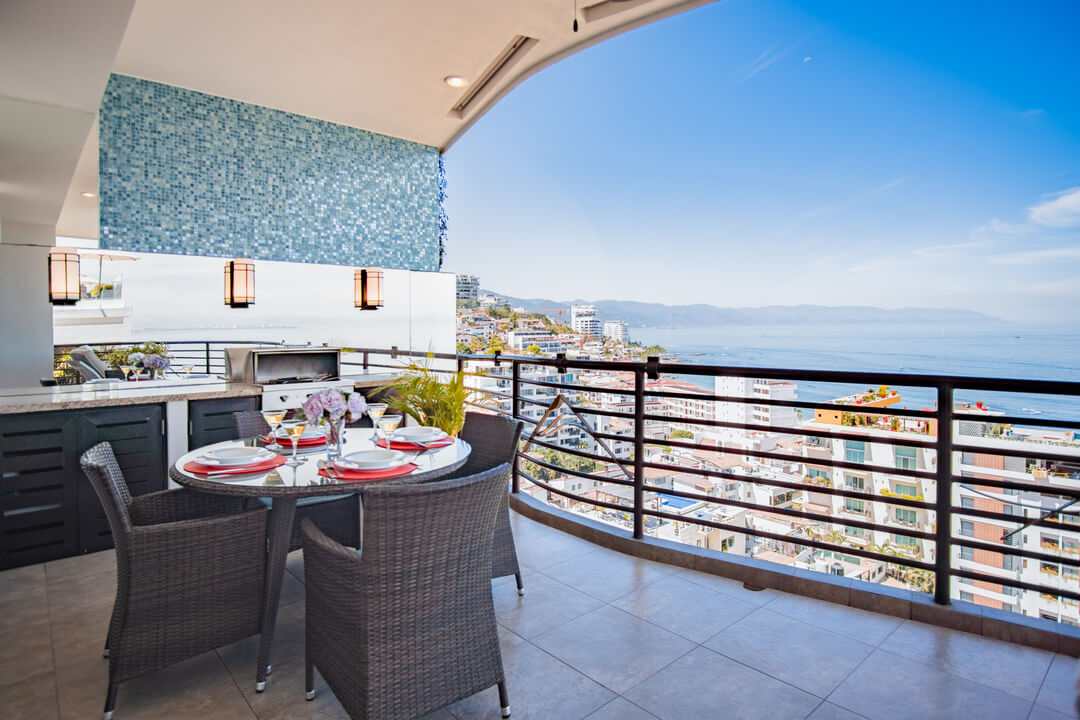 1brm_ocean_front_corner_4